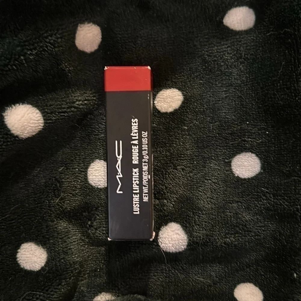 MAC Lady Bug Lustre Lipstick